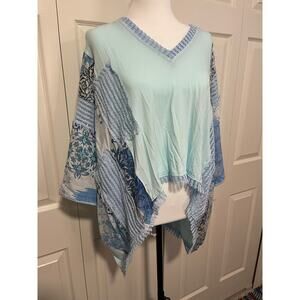 POL Blue and Floral V Neck Top
